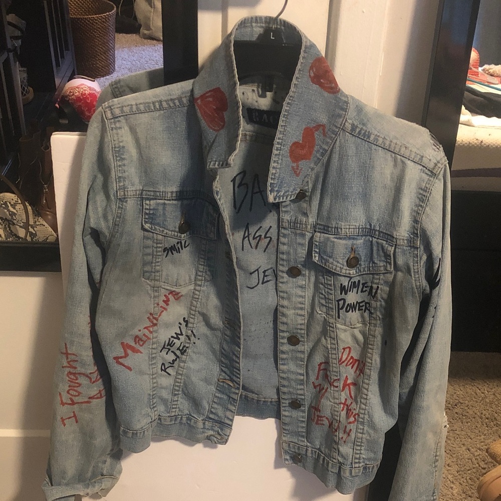 Advocating.new clothing line I am starting.  for abuse on women. Like myself.